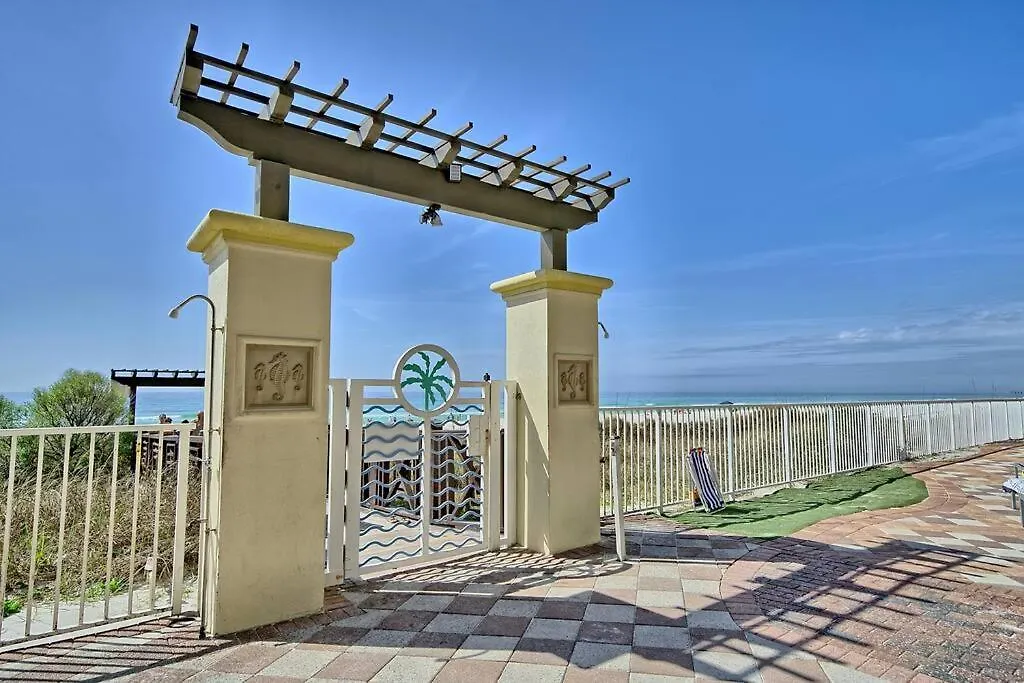 Pineapple Paradise, Beach Front, Newly Renovated, Sleeps 6 Panama City Beach 0*,