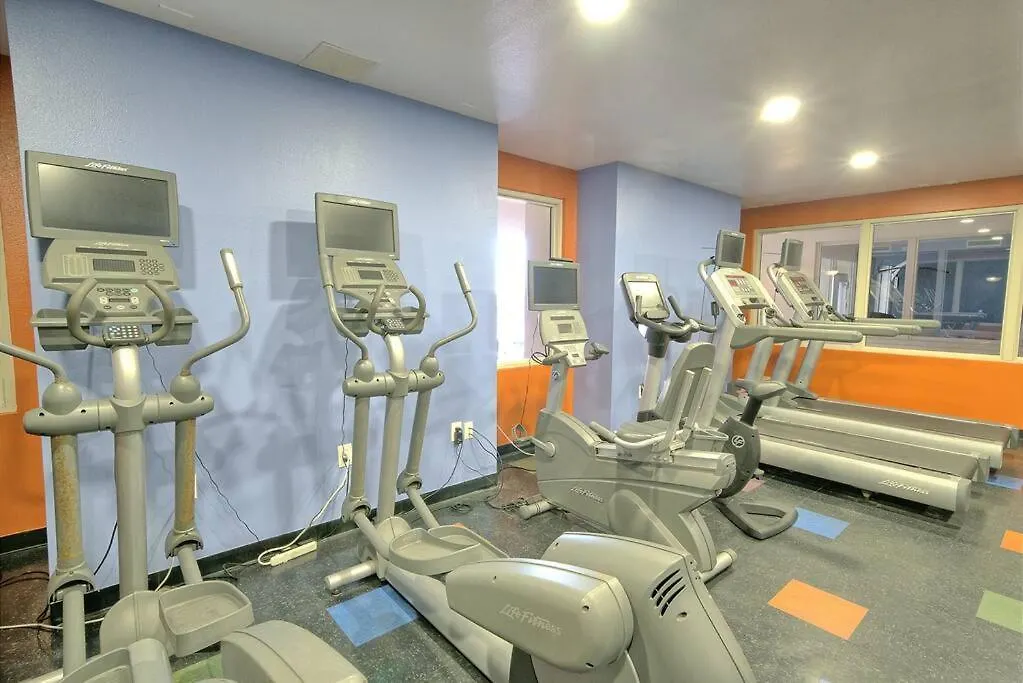 Apartment Pineapple Paradise, Beach Front, Newly Renovated, Sleeps 6 Panama City Beach
